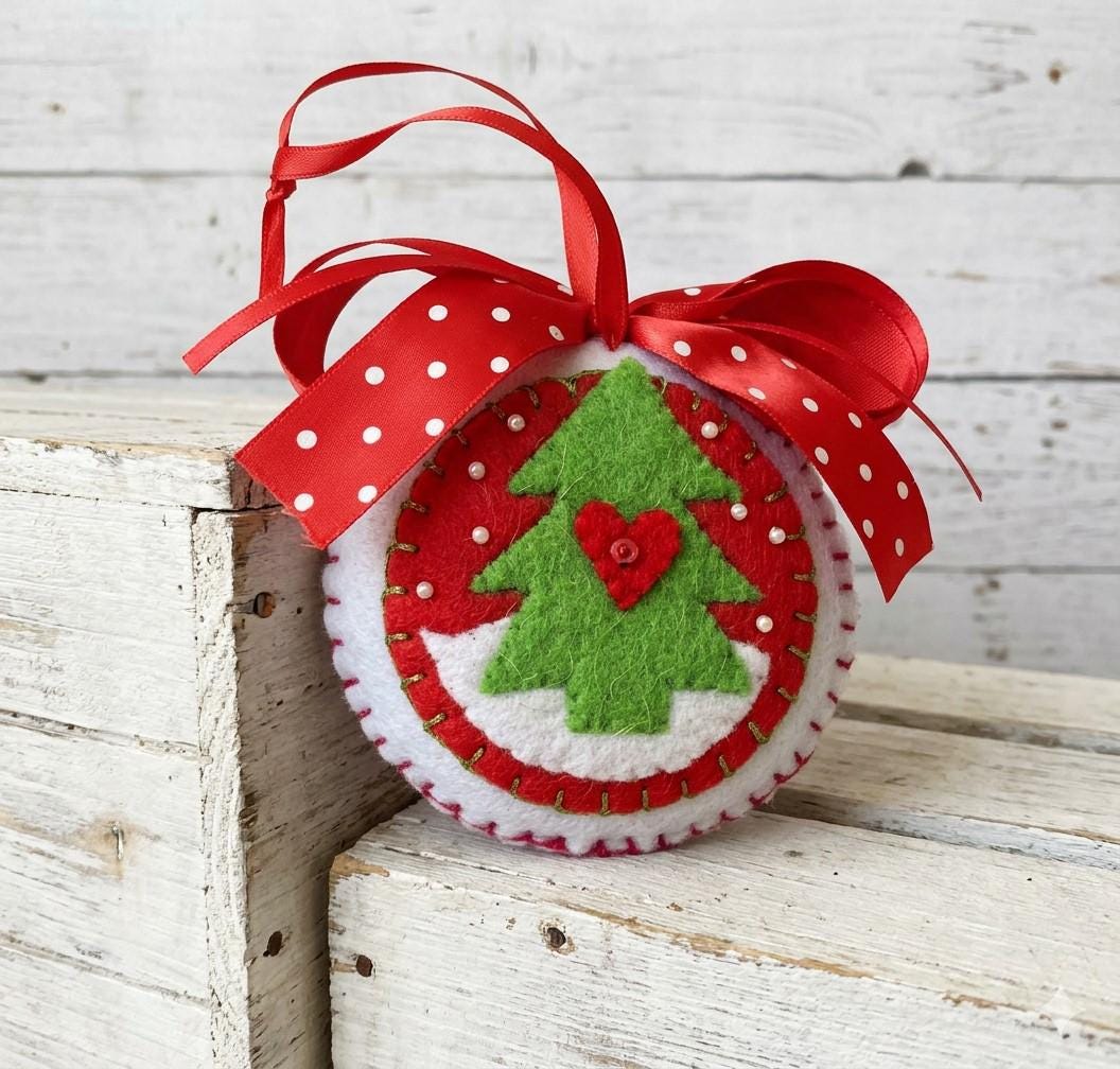 手作りフェルトクリスマスツリーオーナメント、刺繍入り - Etsy 日本