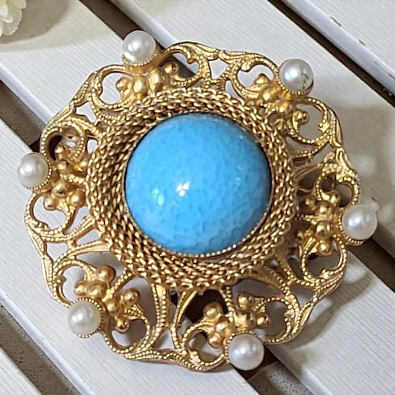 Vintage Gold Filigree Brooch, Turquoise Cabochon, Pearl  display picture 1