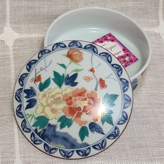 Vintage Handpainted Japan Porcelain Jewlery Box w… - image 5