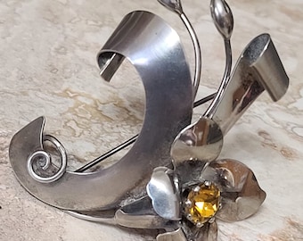 Broche de pino de prata assinado Art Déco vintage com strass amarelo com pontas