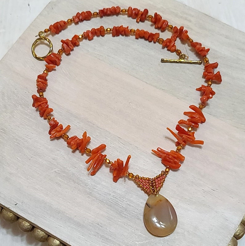 Handcrafted Necklace, Lariate Style Necklace, Coral Neckace, Spiny Coral, Coral Lariat, Lariat Style, Spiky Coral Necklace, Stone Pendant image 4