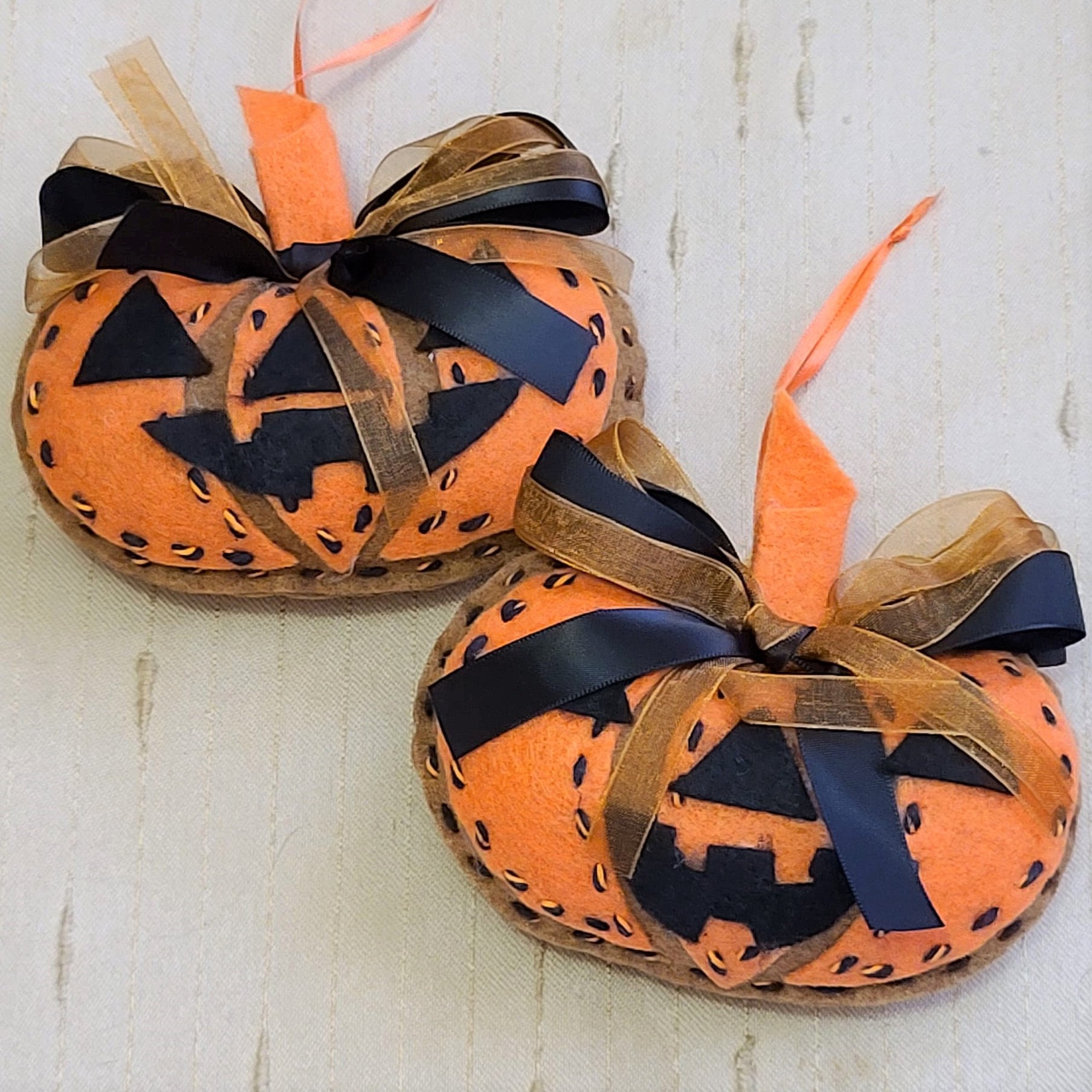 Handmade Felt Jack O Lantern Pumpkin Ornament, Halloween Decor - Etsy