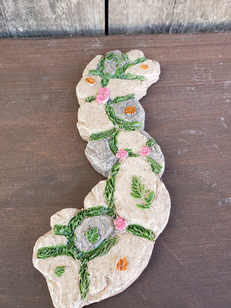 Miniature Dollhouse FAIRY GARDEN ~ Mini Resin Stone /& Flower Path Walkway