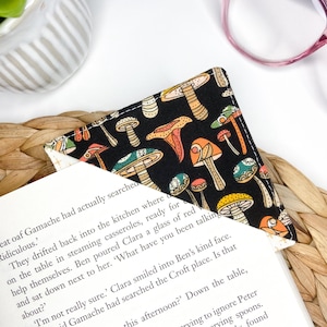 Mushroom Corner Bookmark for Teachers, Bookworm Bookmark, Bookish Accessories, Mushroom Lover Gifts, Reading Gifts for Her, Stocking Stuffer