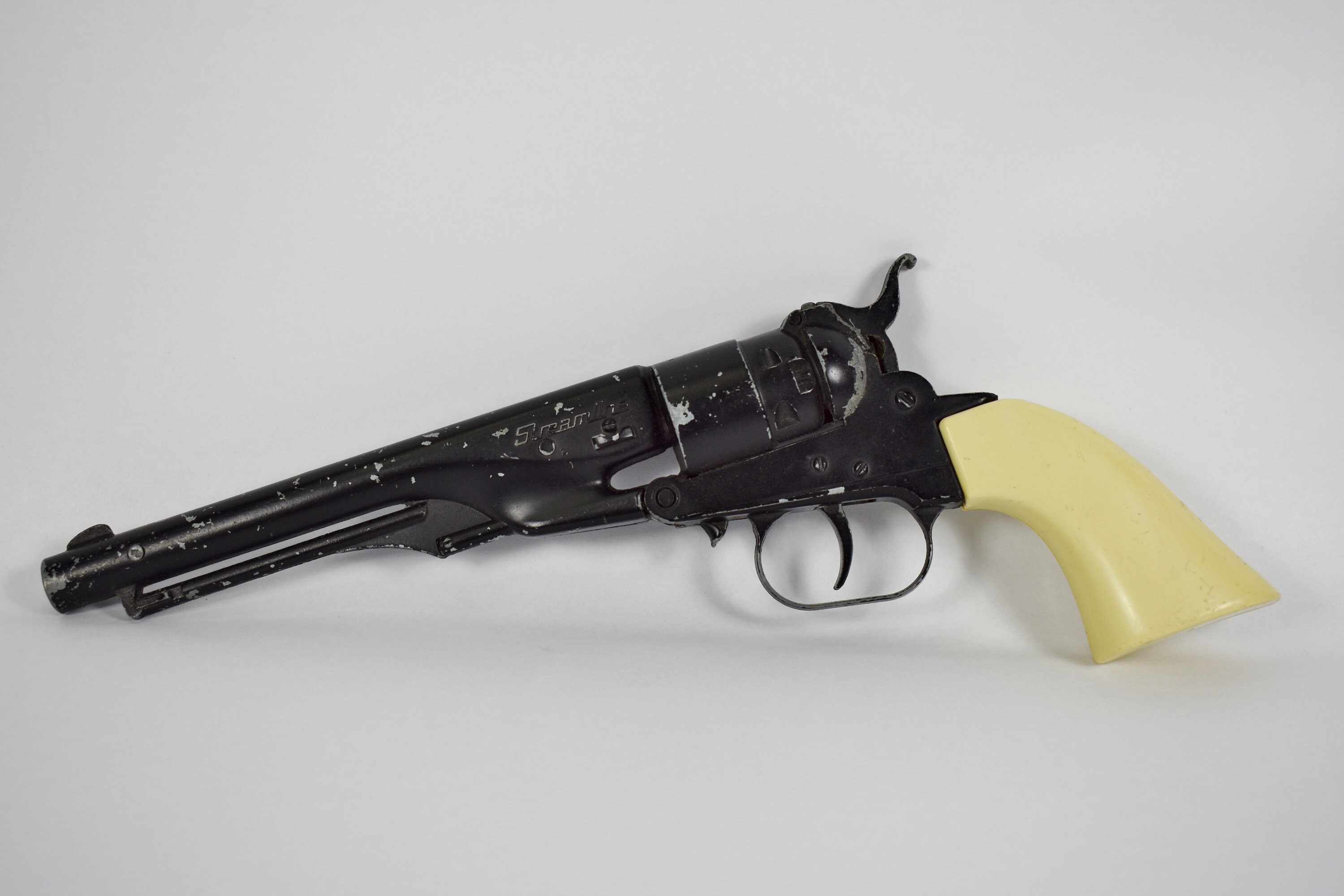 Streamline by Replicast England - 100 Shot Repeater Toy Cap Gun