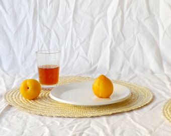 Set of 2 Straw Placemats, Round Placemats, Natural Tablesetting Place Mat, Ready to ship