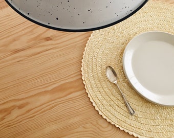 Set of 2 Straw Placemats, Round Placemats, Natural Tablesetting Place Mat, Ready to ship