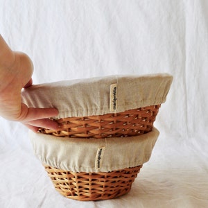 1.2kg round wicker banneton / Linen-lined proofing basket image 7