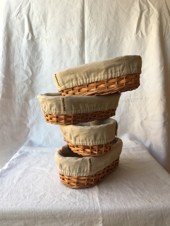 0.8kg Oval wicker banneton, Linen lined heavy-duty wicker basket, Handmade in Portugal