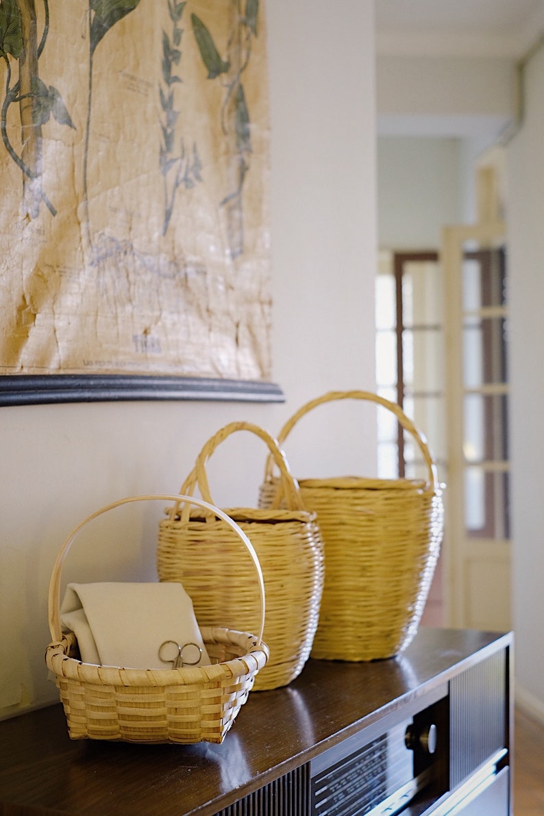 Portuguese cane basket with lid image 4