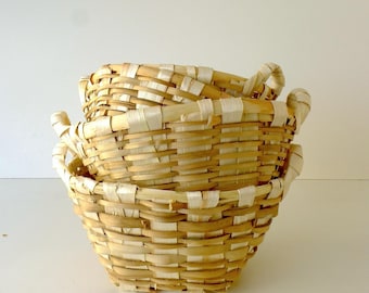 Handmade Rustic Wood Shaving Basket: Portuguese Country Style