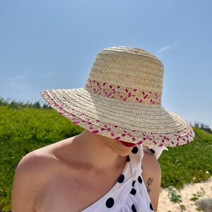 Sombrero de paja con ala rosa: sombrero para el sol hecho a mano con trenza de centeno imagen 3