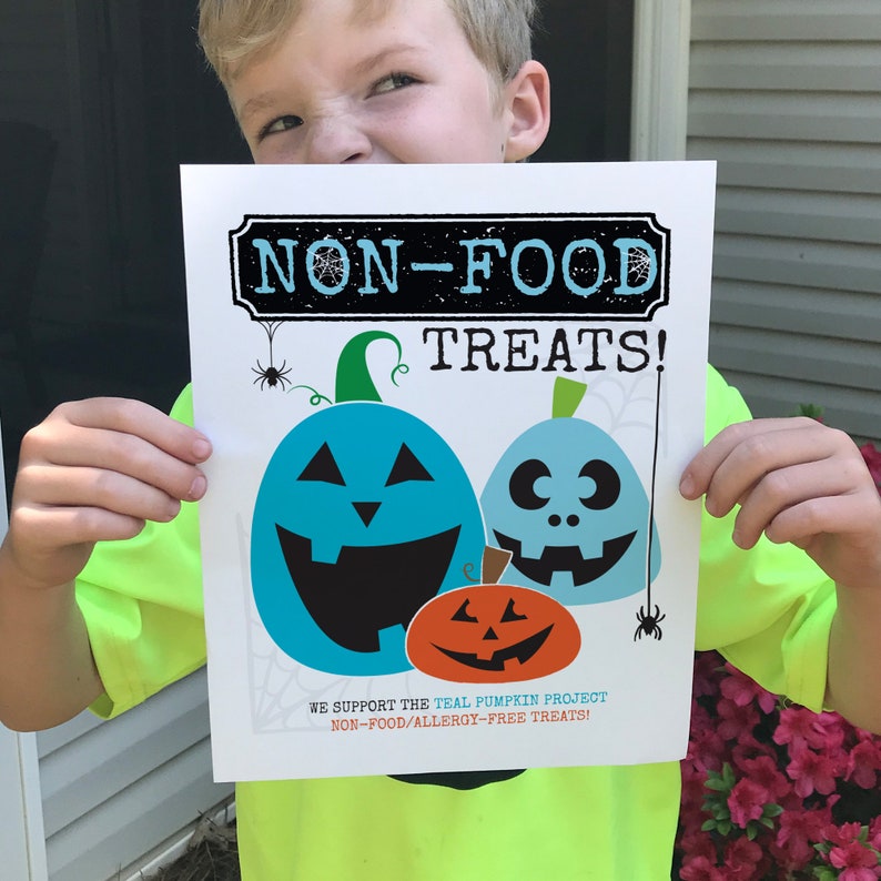 Printable Allergy Safe Treats Sign, Teal Pumpkin Print, Non-Food Halloween Treats Flyer, Safe Trick or Treat, Instant Download image 3