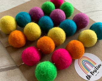 2.5cm Neon Felt Ball Garland, Pom Pom Garland, Bunting, birthday party decoration, Girls room, Playroom, Easter Decoration, Spring Party