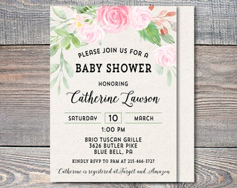 Könnte beinhalten: Eine Babyparty-Einladung mit einem Aquarell-Blumenmuster in Rosa- und Grüntönen. Die Einladung lautet "Bitte nehmen Sie an unserer Babyparty zu Ehren von Catherine Lawson teil" mit Datum und Uhrzeit der Veranstaltung. Der Veranstaltungsort ist mit "Brio Tuscan Grille, 3626 Butler Pike, Blue Bell, PA" angegeben. Die Einladung enthält auch den Text "Bitte melden Sie sich bei Pam unter 215-466-3727 an" und "Catherine ist bei Target und Amazon registriert".