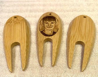 Bamboo Golf Divot Tool-Personalized, Customized, Engraved- A great Little Gift, Present or Favor to Celebrate a Special Person