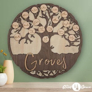 Engraved Wood Family Tree Sign, Custom Family Tree, Round Wood Family Tree, Family Keepsake Gift, Wedding Gift, Anniversary Gift, Genealogy zdjęcie 1