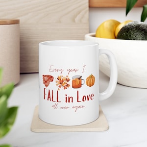 Cada año me enamoro de nuevo taza, taza de otoño, regalo de amante de otoño,