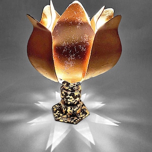 Tulip lamp - bronze finish