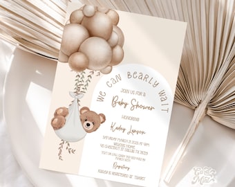 Peut inclure: Une invitation à une fête prénatale avec un ours en peluche brun dans une couverture blanche, entouré de ballons bruns. Le texte indique "We can barely wait, Join us for a Baby Shower, Honoring Kaley Lanson, Saturday March 21, 2023 at 4pm, Wilkins Home, 45 Chestnut St Dallas TX 78729, Text or call Gindy 125 524 8282, March 18th, Registry, Kaley is registered at Target."