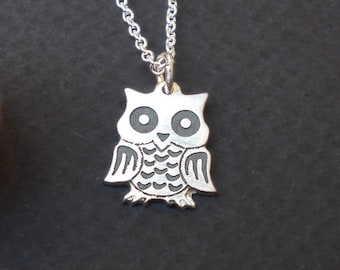 Tiny SILVER OWL NECKLACE, tiny owl necklace silver, Simple necklace, Dainty, Cute,Charm, Animal necklace, necklace for women, Free Shipping