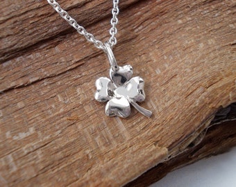 4 Leaf Clover Necklace, Little Shamrock Good Luck Charm, Lucky Four Leaf Clover Pendant, Bridal Shower,Gifts for Best Friends, SILVER,Tiny