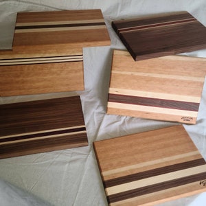 Solid hardwood cutting board