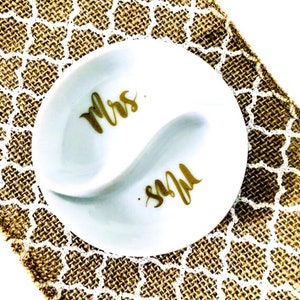 Mrs. & Mrs. Ring Dish | Couples Gift | Engagement Gift | Wedding Gift | Anniversary Gift | Jewlery Holder