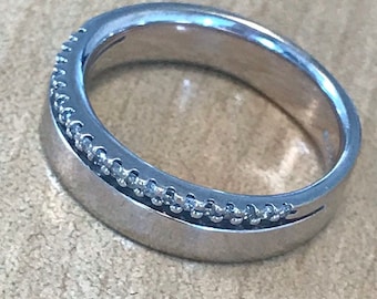 10 k white gold band with diamonds