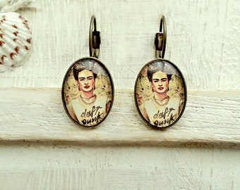 Boucles d'oreilles ovales en bronze Frida, boucles d'oreilles de style ancien avec Frida, bijoux Frida, cadeau pour femme, cadeau pour elle