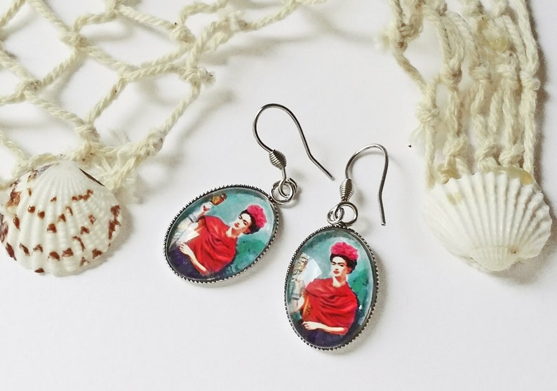 Pendientes ovalados turquesa Frida Kahlo,bisuteria con Frida,pendientes estilo antiguo Frida,pendientes colgantes azules,regalo para mujer imagen 9