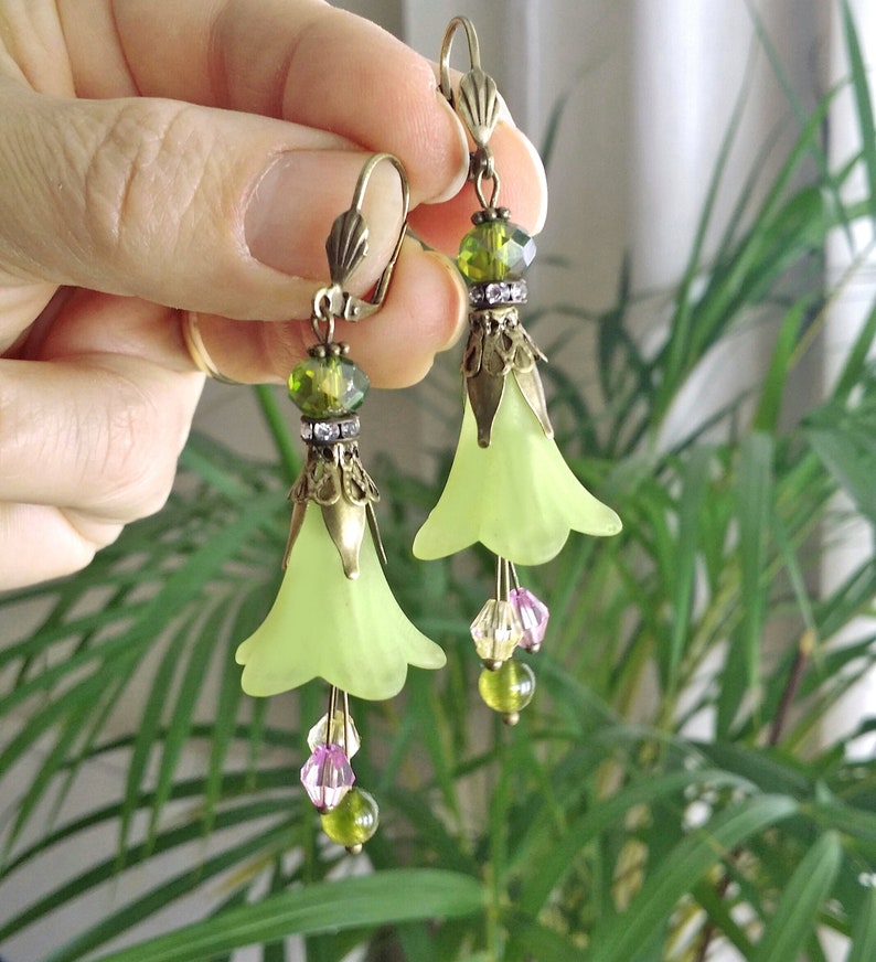 Pistachio earrings with Lily Flower, boho earrings,Lucite flower earrings,gift for women,christmas gift image 2