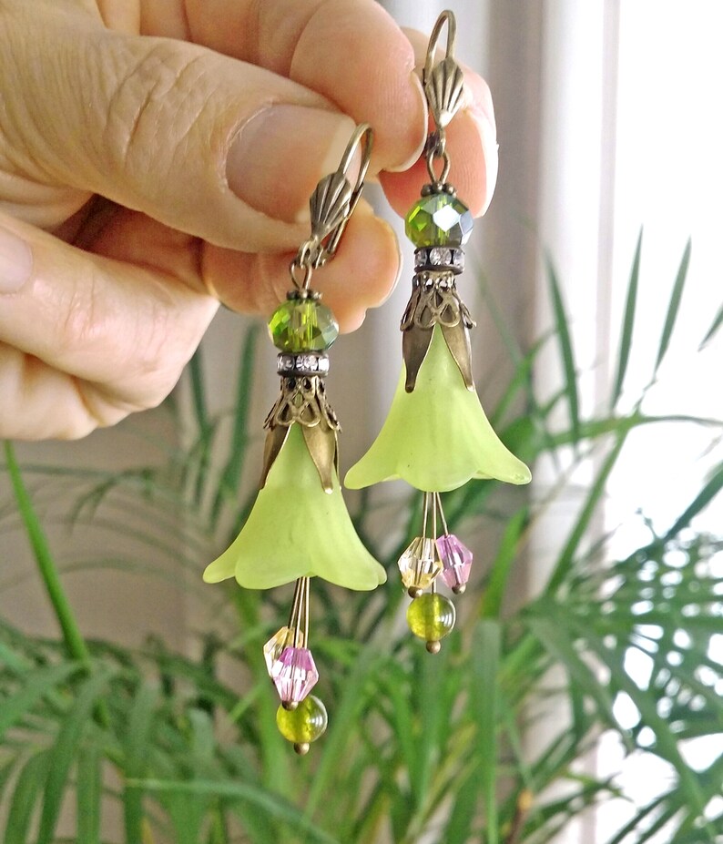 Pistachio earrings with Lily Flower, boho earrings,Lucite flower earrings,gift for women,christmas gift image 5