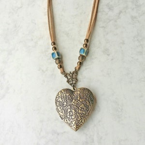 Collier multiposition avec médaille-coeur, collier porte-photo médaillon, collier boho, pendentif coeur, médaillon coeur image 9