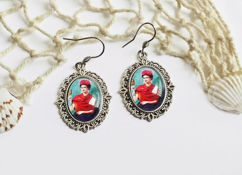 Pendientes ovalados turquesa Frida Kahlo,bisuteria con Frida,pendientes estilo antiguo Frida,pendientes colgantes azules,regalo para mujer imagen 4