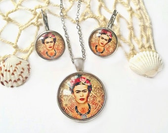 Colgante y pendientes Frida Kahlo,conjunto de joyeria Frida ,collar corto Frida,regalo para mujer,regalo para madre,artesania con  Frida