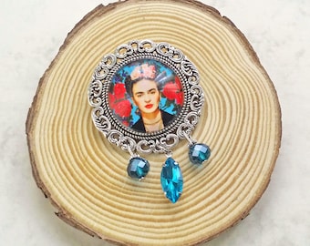 Niebieska broszka Frida Kahlo, różowa broszka Frida, ozdoba kurtki jeansowej Frida, broszka Frida, prezent dla dziewczyny, biżuteria Frida