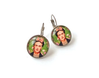 Boucles d'oreilles Frida  olive verte,boucles d'oreilles en bronze avec cabochon Frida, cadeau pour femme, cadeau pour mère, bijoux Frida