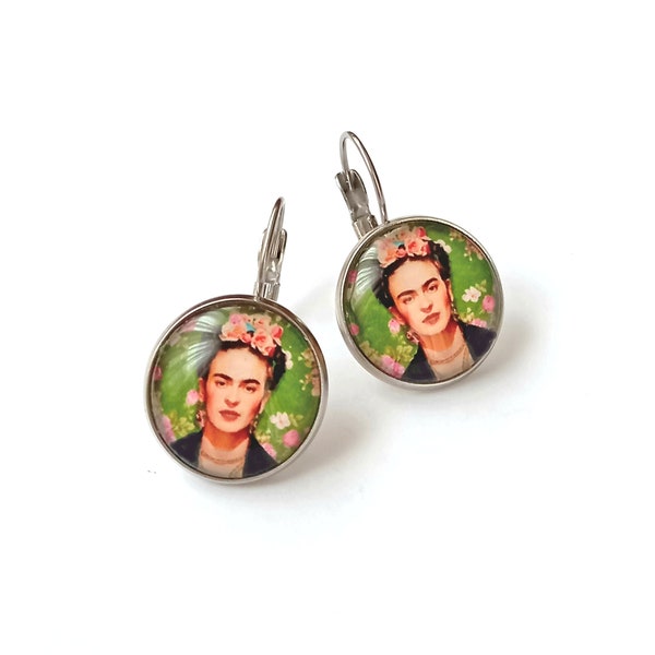 Orecchini Frida verde oliva, orecchini con cabochon Frida, regalo per le donne, regalo per la madre, regalo per lei, gioielli Frida