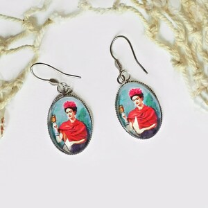 Pendientes ovalados turquesa Frida Kahlo,bisuteria con Frida,pendientes estilo antiguo Frida,pendientes colgantes azules,regalo para mujer imagen 8