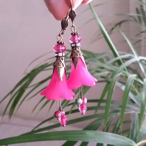 Pistachio earrings with Lily Flower, boho earrings,Lucite flower earrings,gift for women,christmas gift image 9
