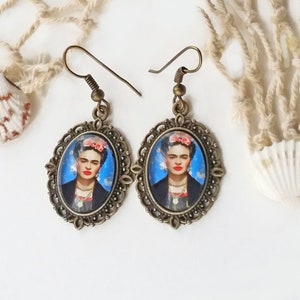Large blue FRIDA pendant, Frida Kahlo necklace, Frida oval pendant, Frida Kahlo jewelry, gift for women, Christmas gift, blue necklace Frida image 8