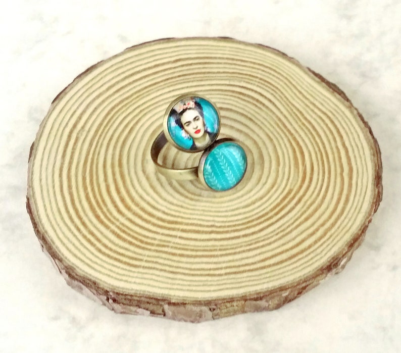 FRIDA double ring, original Frida ring, ring with 2 Frida cameos, Frida jewelry, turquoise Frida Kahlo ring image 3