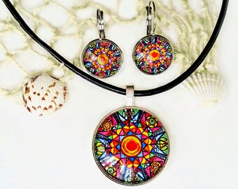 Conjunto de bisuteria,bisuteria con mandala,bisuteria colorida,mandala multicolor,collar colorido,colgante colorido