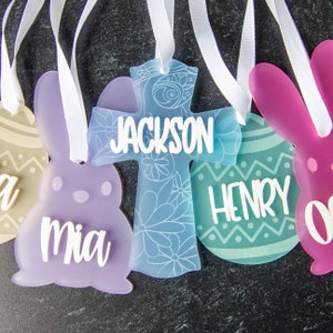 Etiquettes personnalisées pour panier de Pâques, noms de marque-places en acrylique pastel, cadeau pour enfant, décoration de Pâques en famille découpée au laser