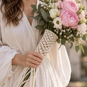 DIY Macrame Bouquet Wrap Tutorial: Boho Wedding Decor (PDF Pattern)