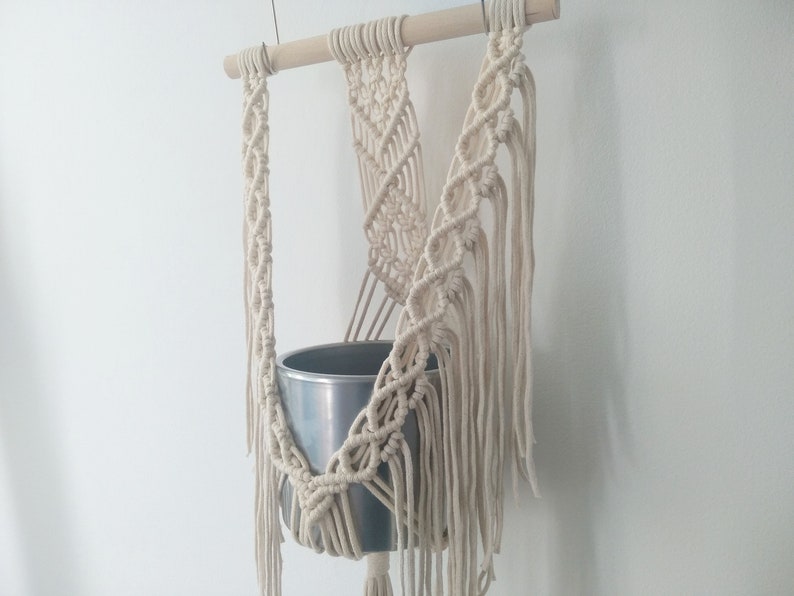 DIY tutorial for macrame plant hanger hanging wall planter, step by step instructions with photos, digital download, DIY pdf, wall hanging zdjęcie 2