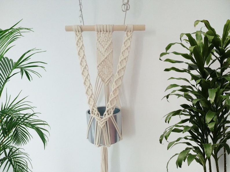 DIY tutorial for macrame plant hanger hanging wall planter, step by step instructions with photos, digital download, DIY pdf, wall hanging zdjęcie 5