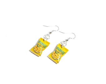 Miniature Funyuns Dangle Earrings,miniature food jewelry,junk food earrings,qminishop, kawaii, cute, accessories,stud earrings,snack,onion