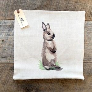 Funda de almohada de lino con acuarela de conejo / Decoración infantil / Conejo de Pascua / Decoración de Pascua / Decoración del hogar / Almohada decorativa / Almohada de Pascua / Conejito